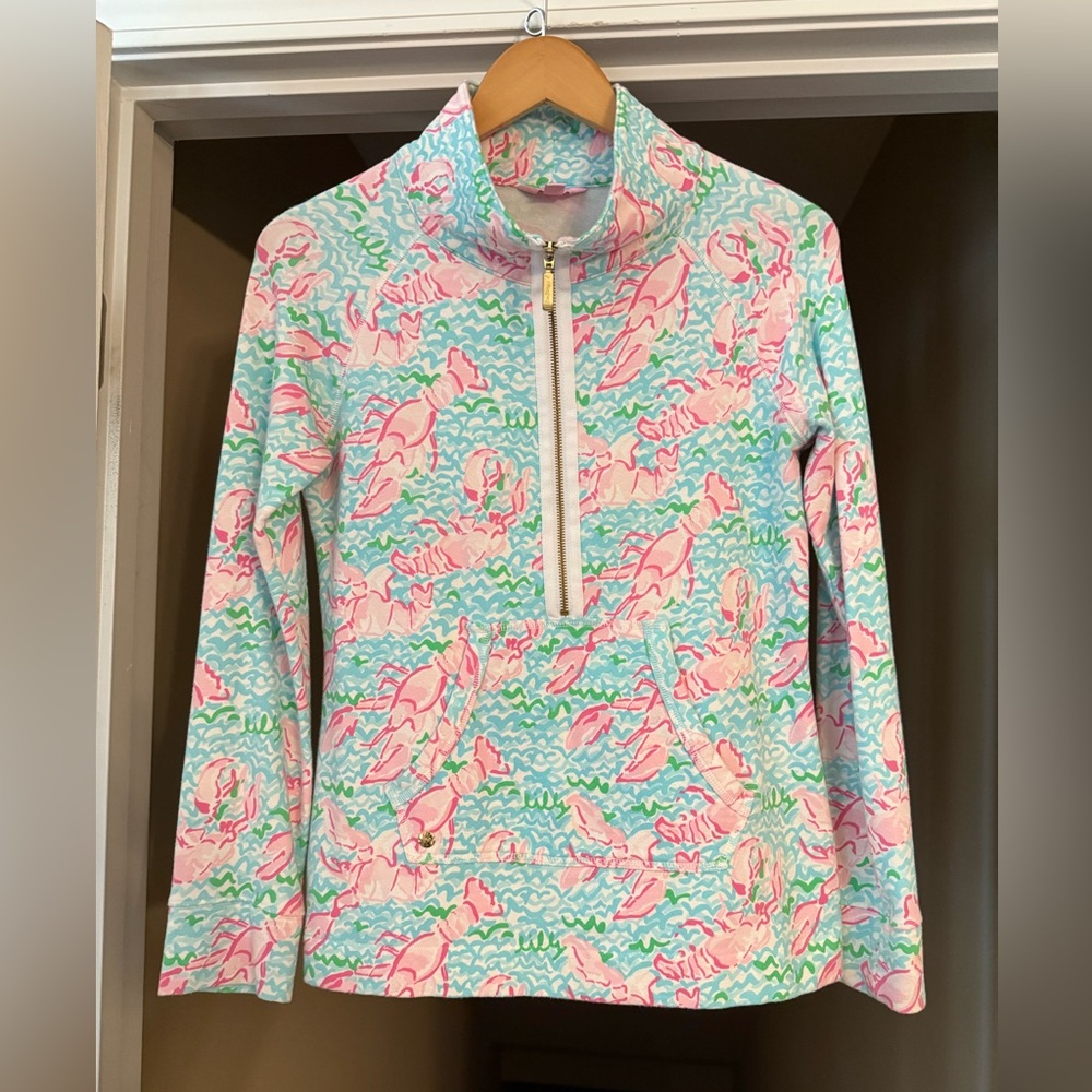 Lilly Pulitzer Skipper Popover in the Original Lobstah Roll, Size Small.